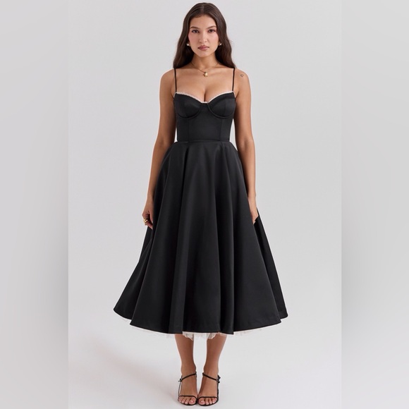 House of CB Dresses & Skirts - NWT House of CB Mademoiselle Black Tulle Midi Dress Womens Size XL
